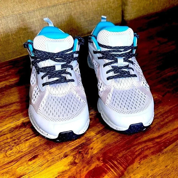 Columbia Women’s Gray Blue Vitesee Sneakers Shoes 0076–088 Size 10 <<<SALE>>> - Picture 2 of 14